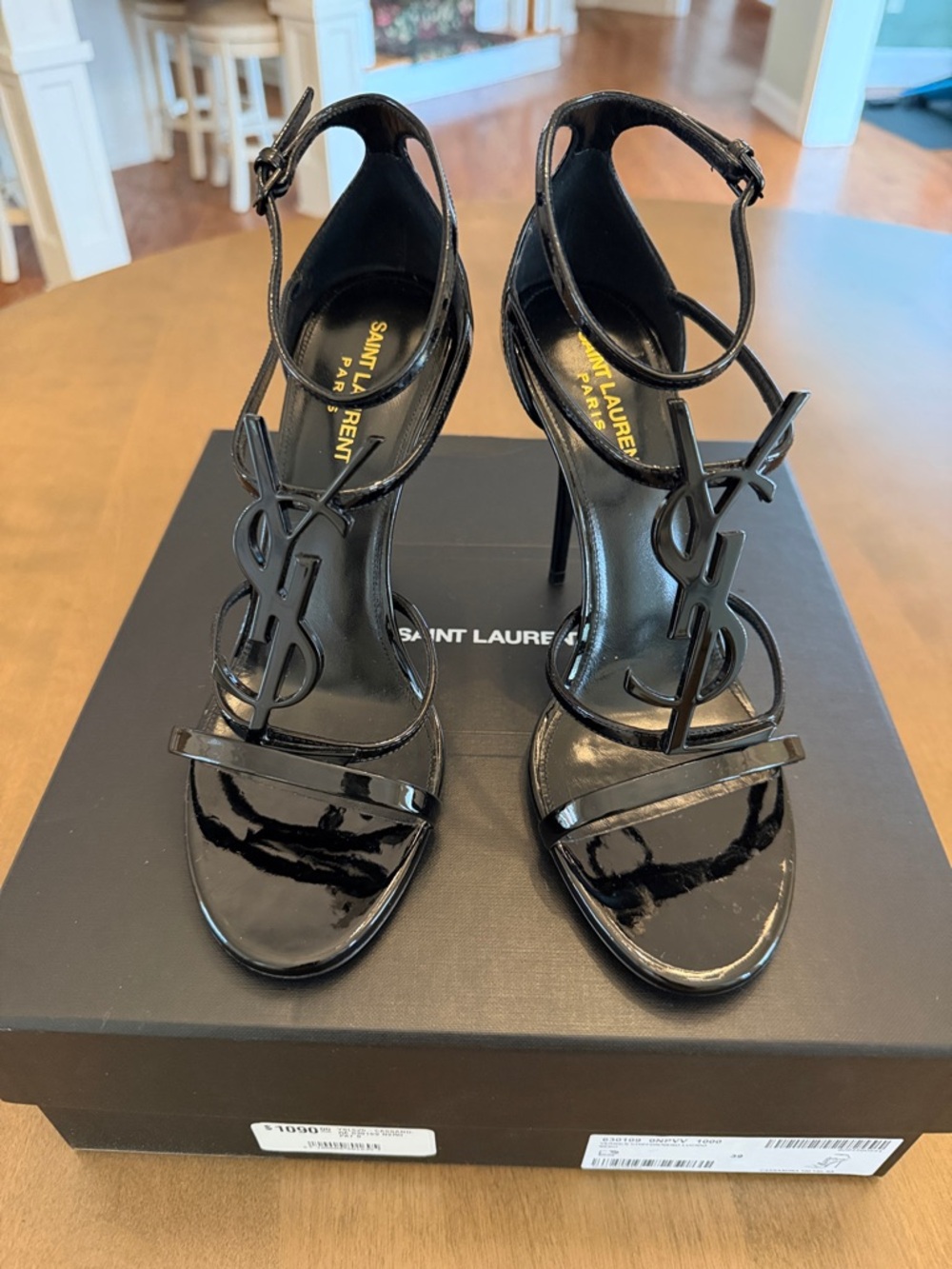 Saint Laurent Black Patent Leather YSL Logo Heeled Sandals - Picture 5 of 7